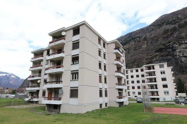 2 1/2-Zimmer-Wohnung im Dachgeschoss / appartamento di 2 1/2 locali...