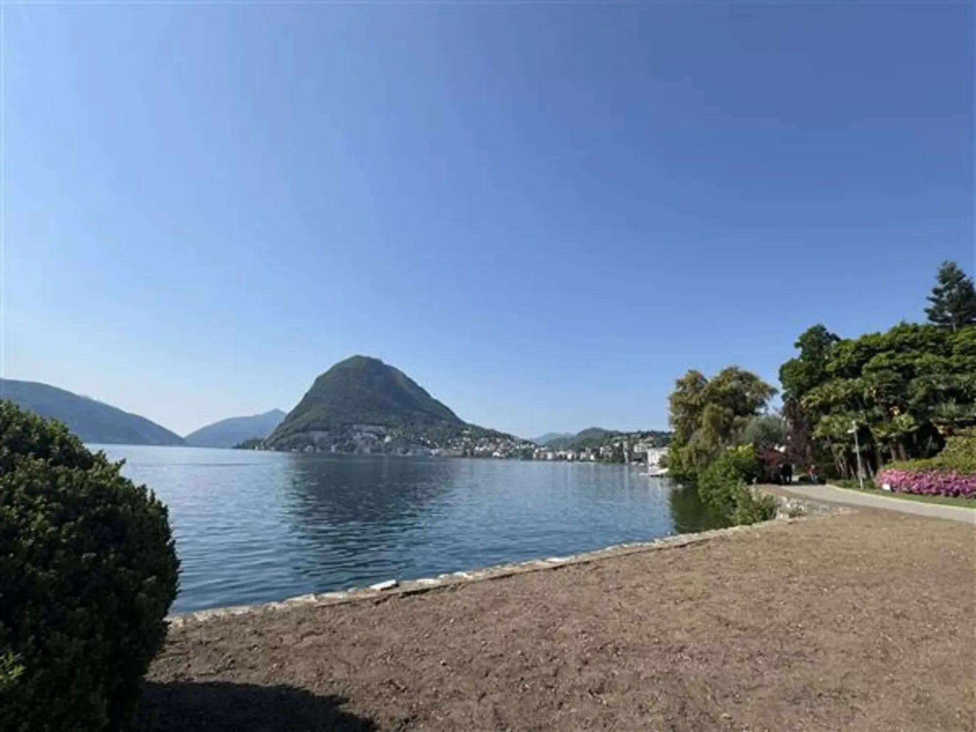 Lugano: Gewerbe / Laden 1 Lokal