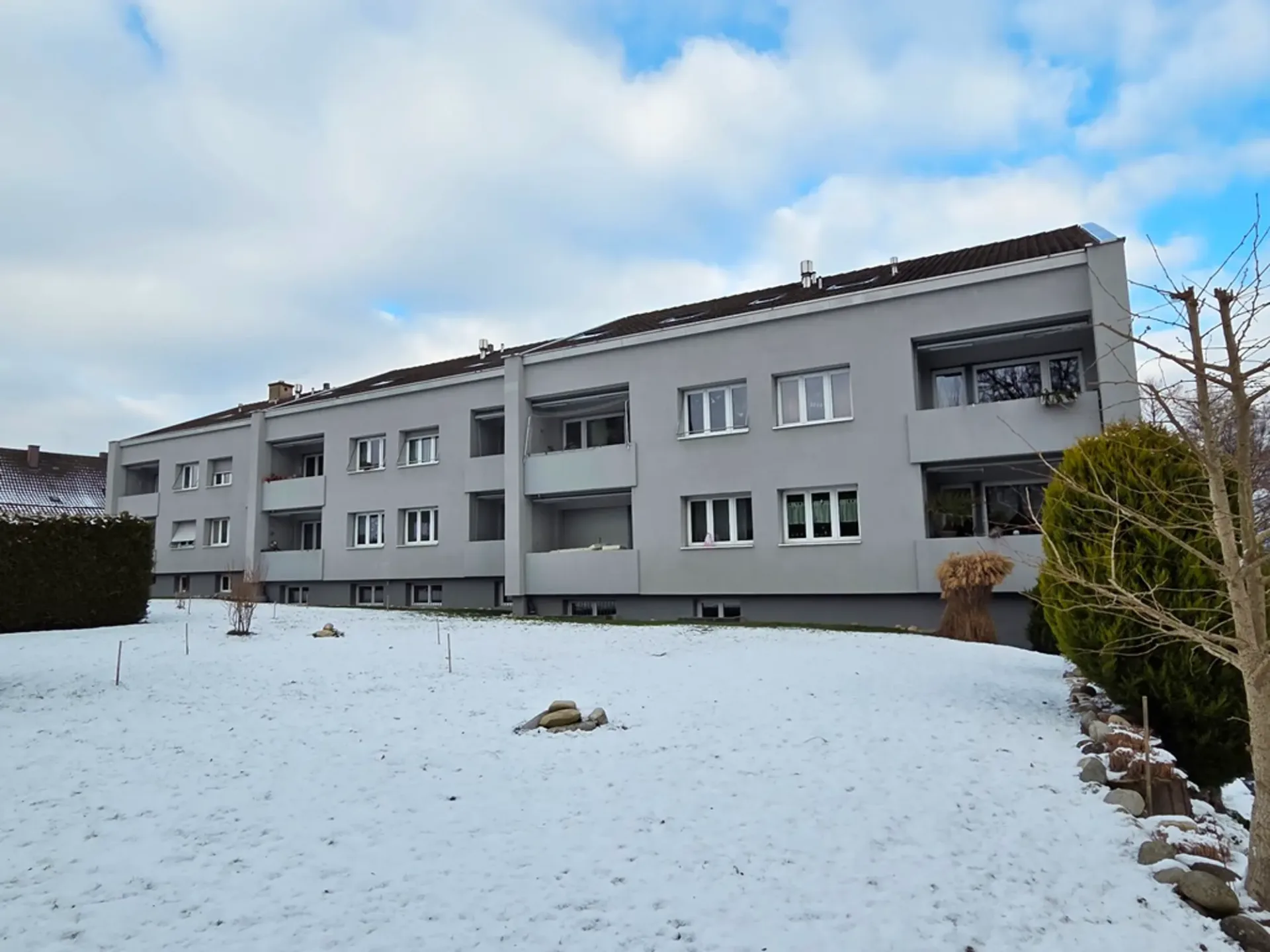4-Zimmerwohnung, 2. Stock Mitte
