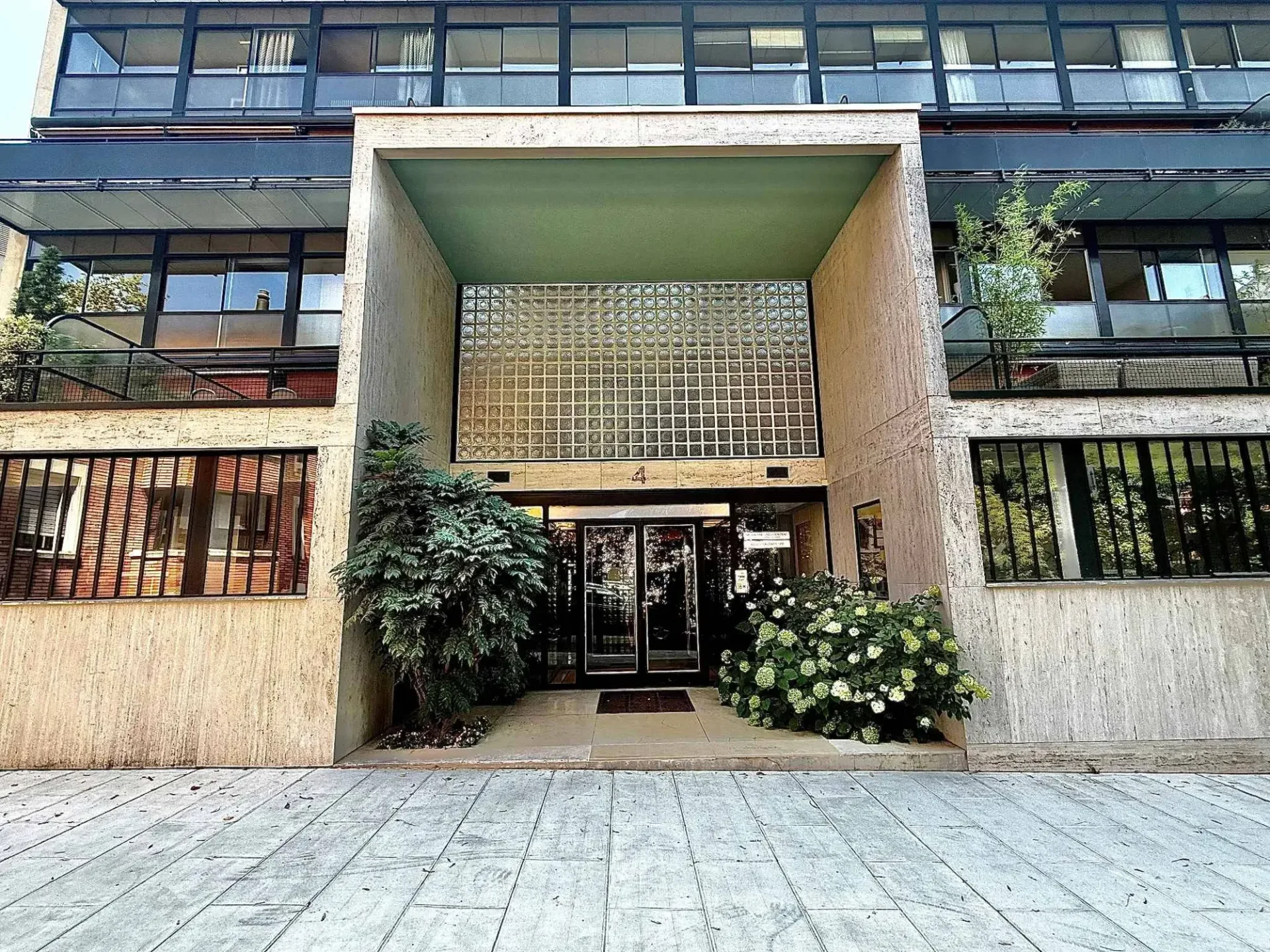 Helles und geräumiges Duplex in der Stadtmitte