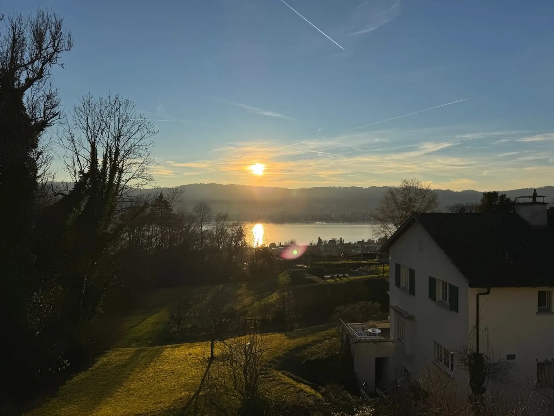 Geräumiges 6-Zimmer-Familienhaus zur Miete in Küsnacht
