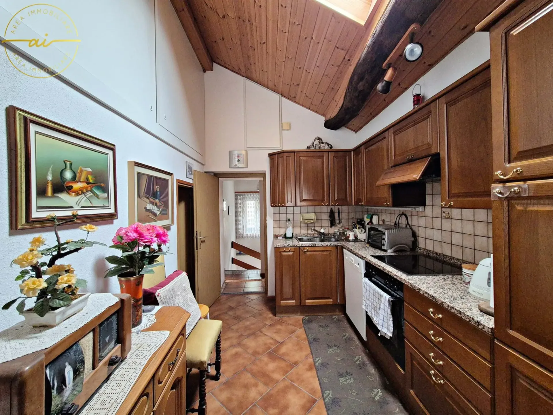Historisches Mehrfamilienhaus mit 3 Wohnungen in Rivera