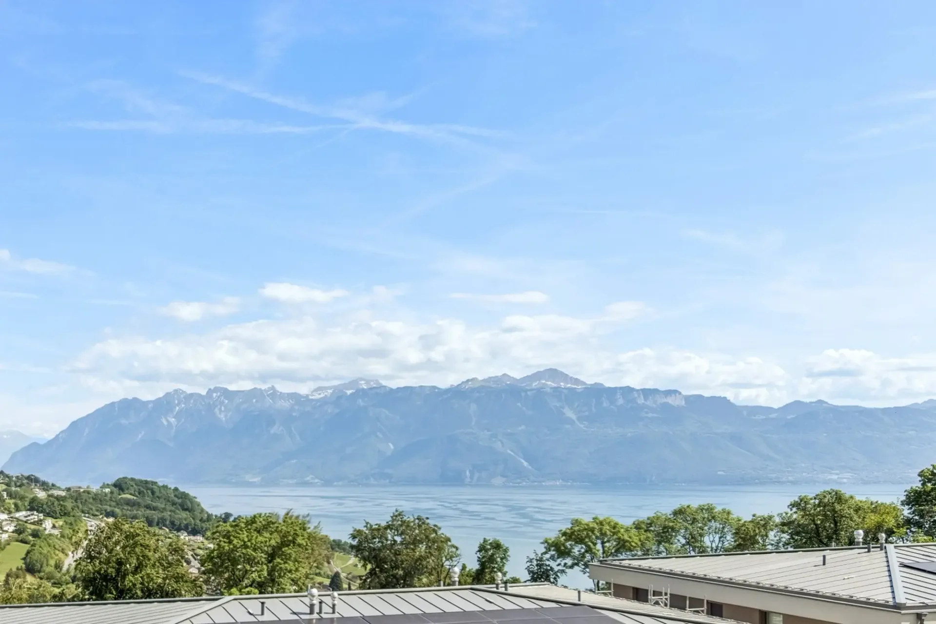 Ein Panorama der Ausnahme am Genfersee in La Croix-sur-Lutry