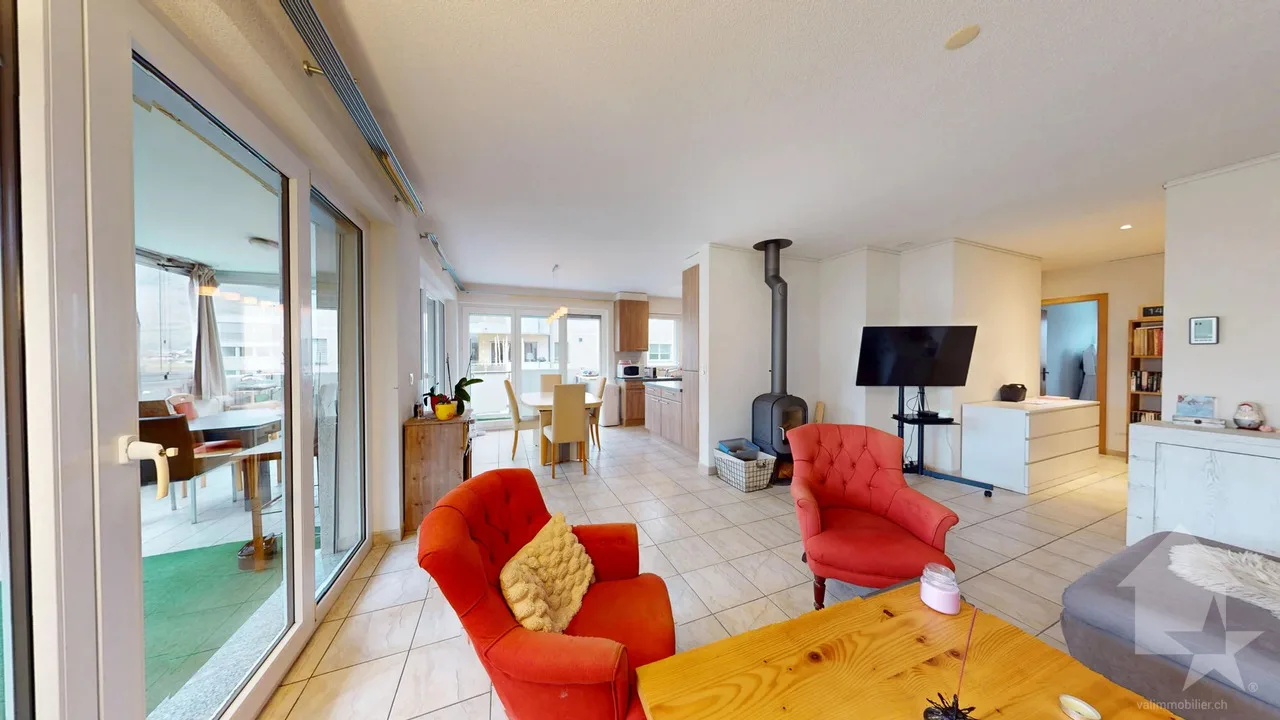 Apartment 4.5 with box located in Châteauneuf-Conthey