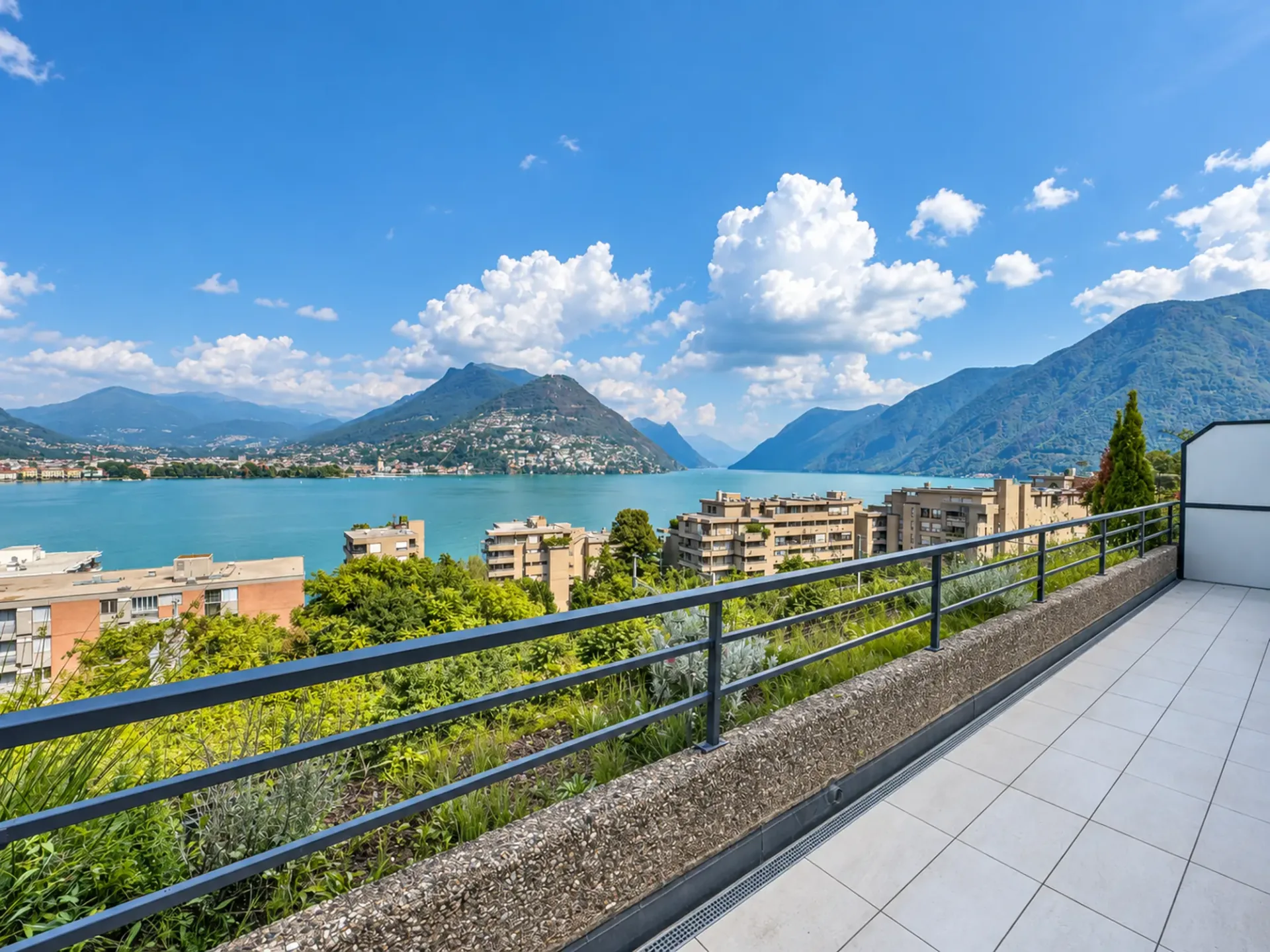 Wohnung 3.5 Zimmer mit Seeblick in Paradiso