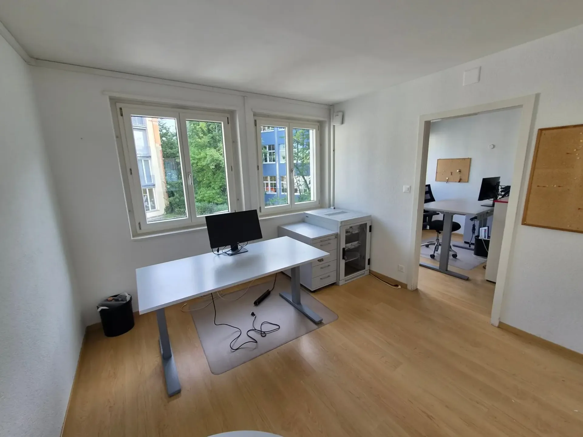 Occasion unique de louer un bureau central et bien aménagé