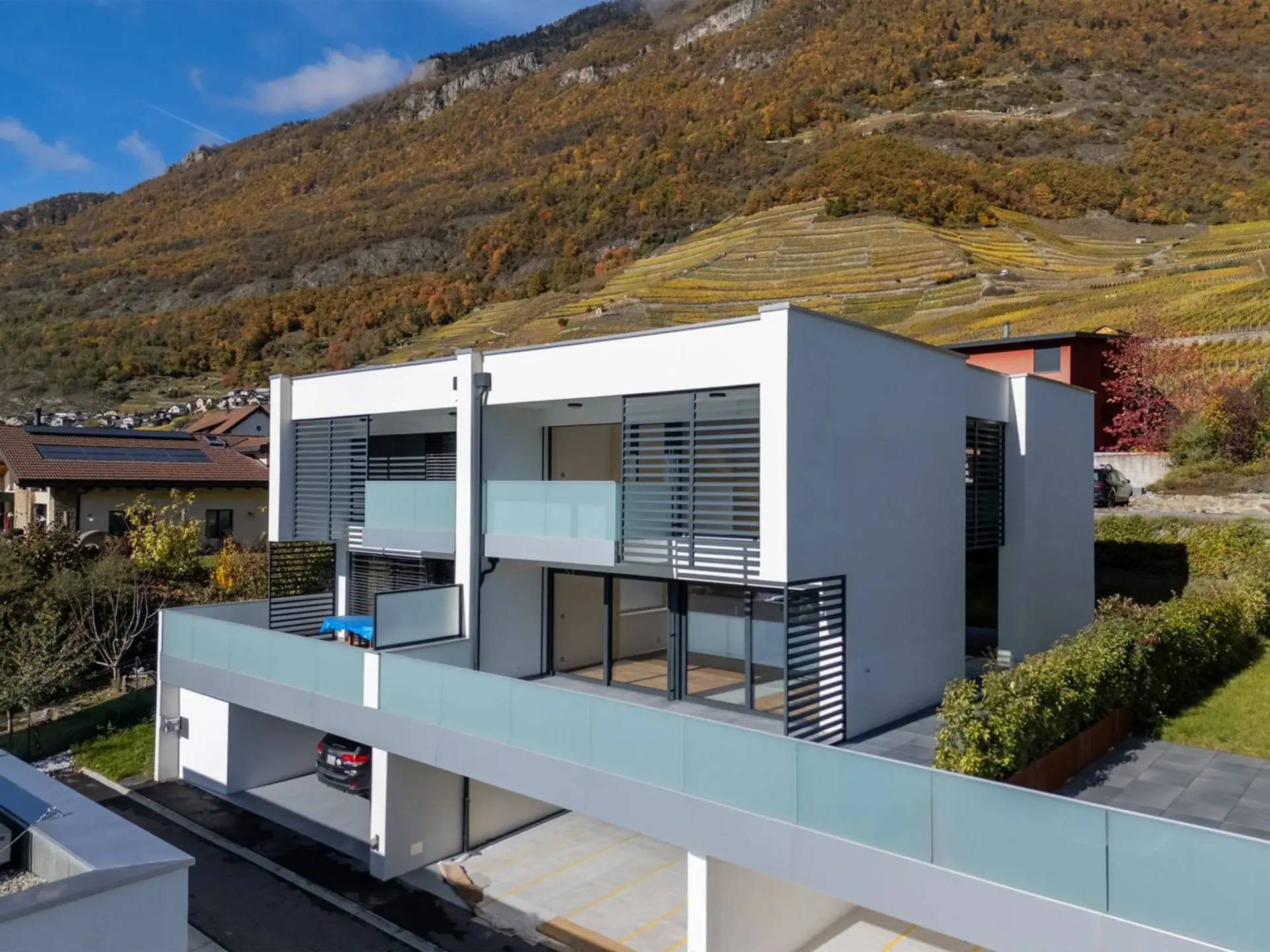 New, spacious and luxurious villa