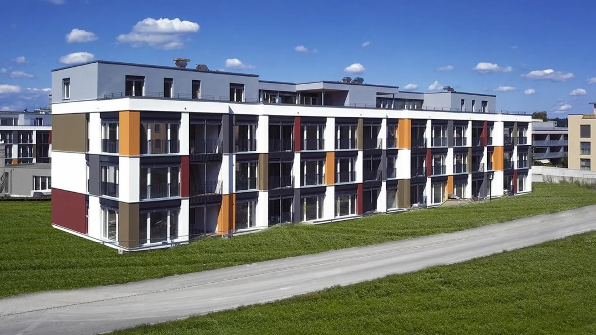 GROSSER BASTELRAUM IN STAUFEN ZU VERMIETEN