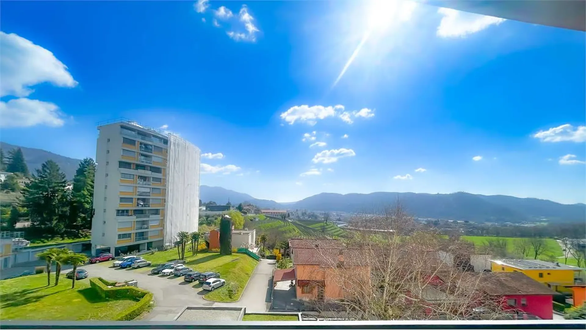 APPARTAMENTO 3 LOCALI CON VISTA  APERTA