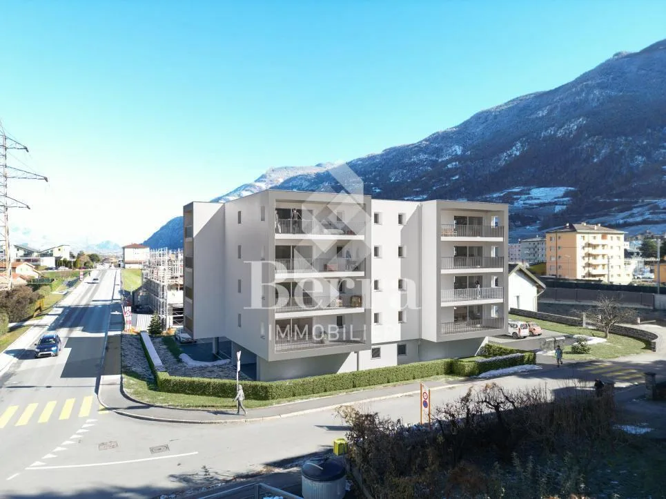 JASMIN - Promozione a Saxon sul canale e a due passi dalla stazione