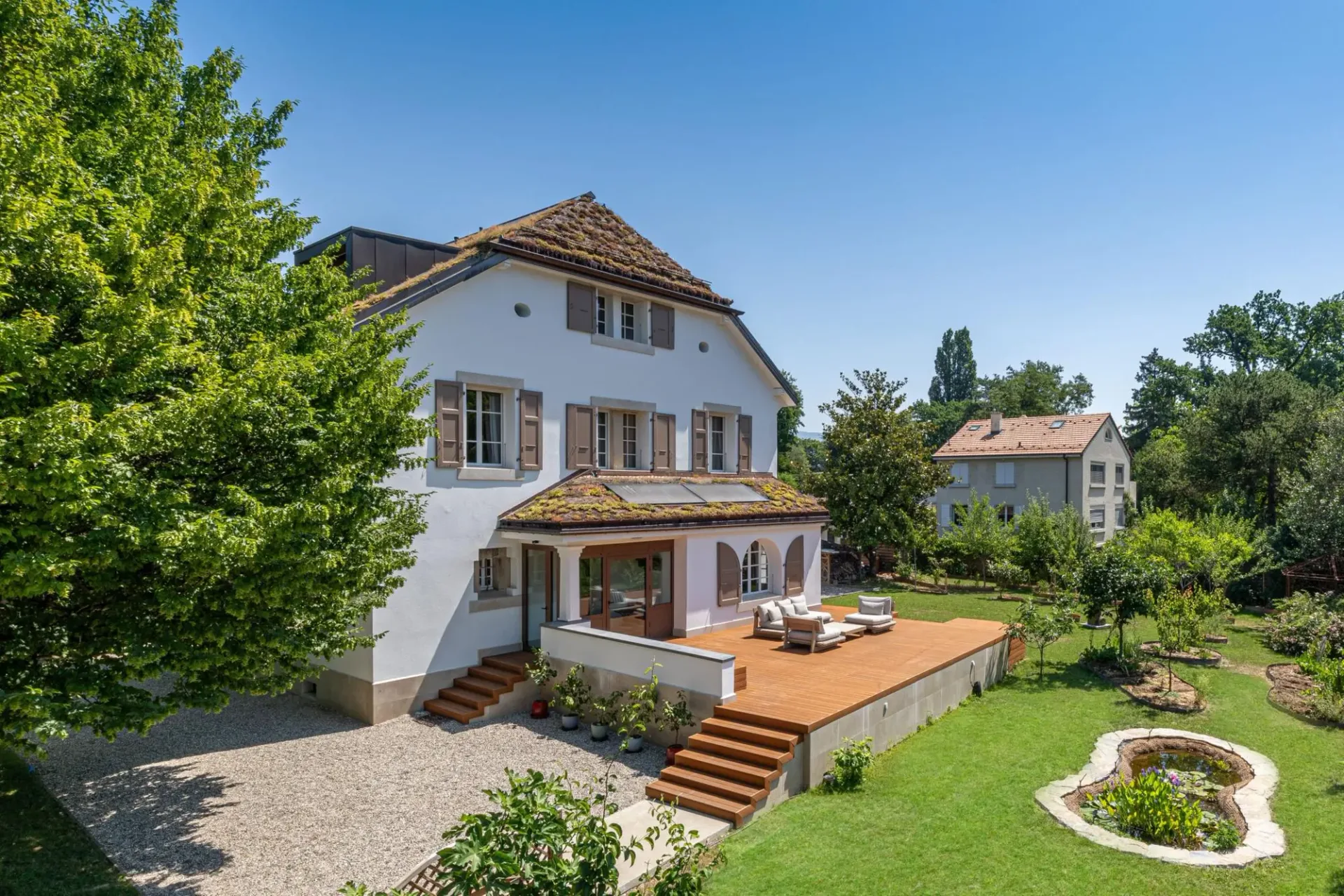 Elegantes Herrenhaus in einem seltenen und erhaltenen Ambiente