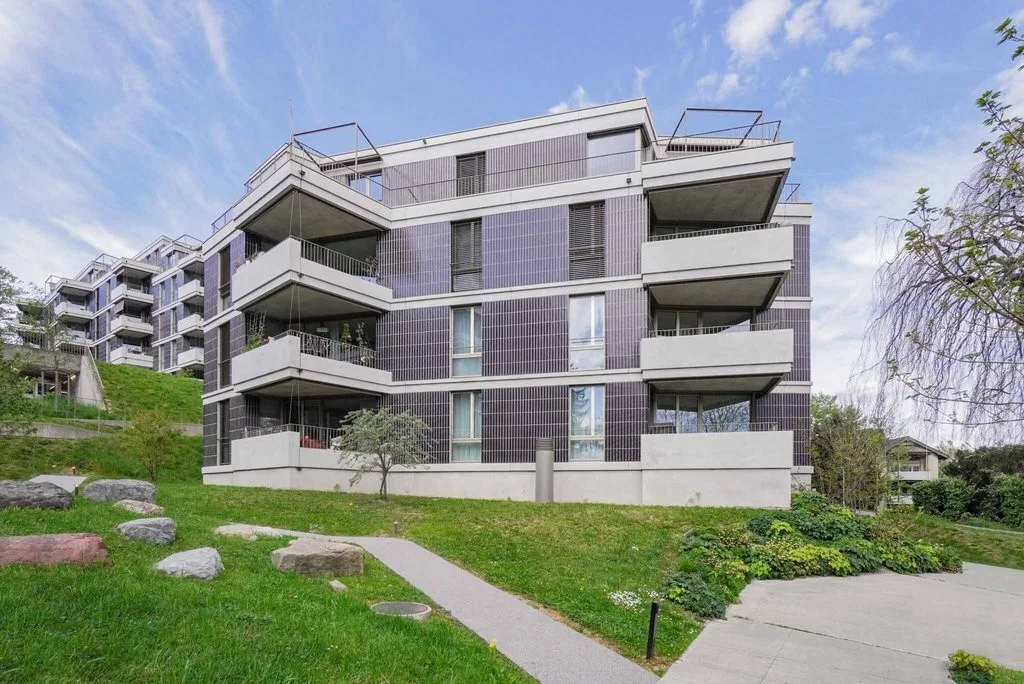 Looking for a trendy apartment?
