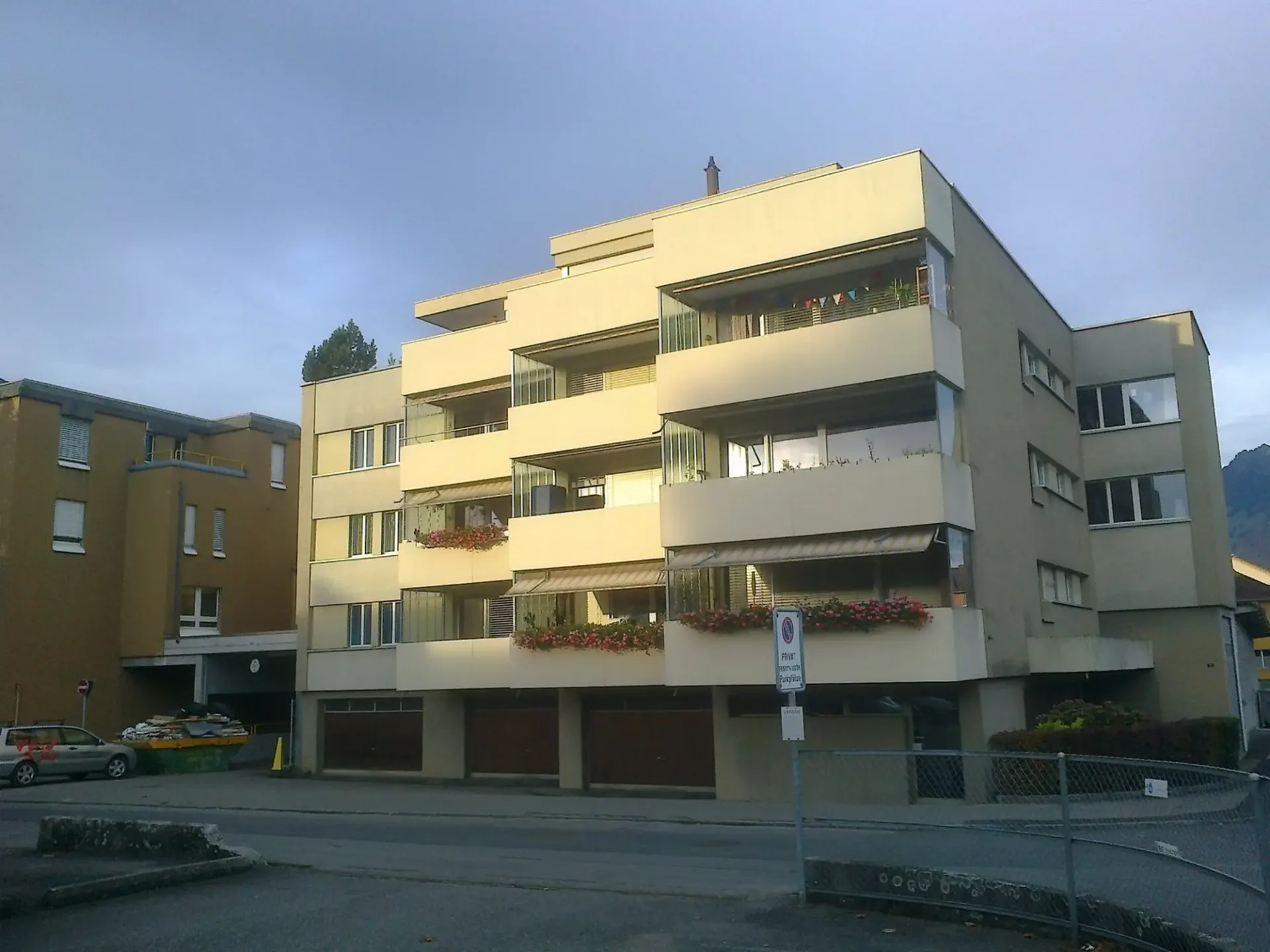 Helle 5.5-Zimmer-Wohnung mit Balkon in Spiez