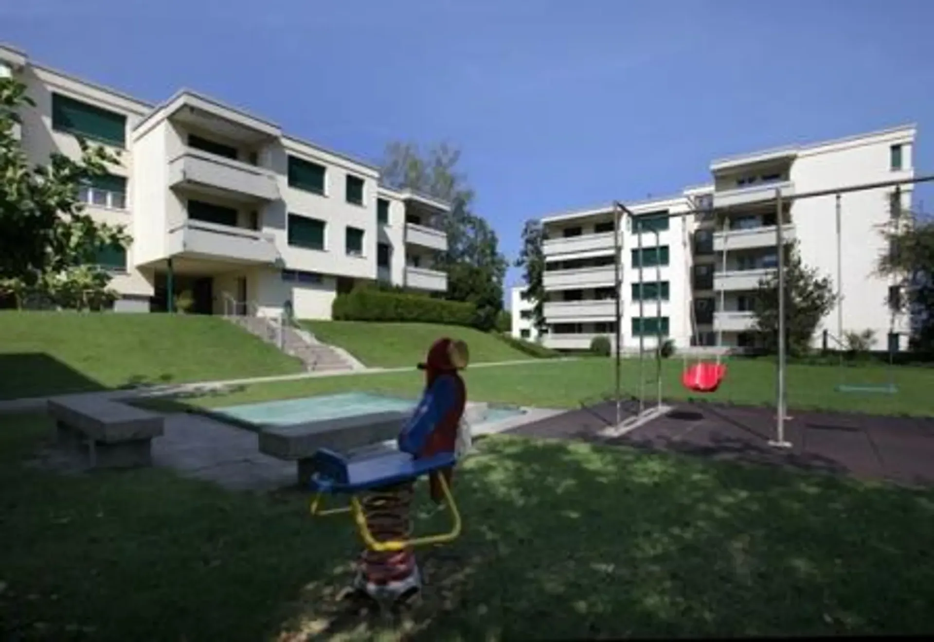 La tua nuova oasi di pace vicino al lago di Zurigo - Tranquilla e centrale!