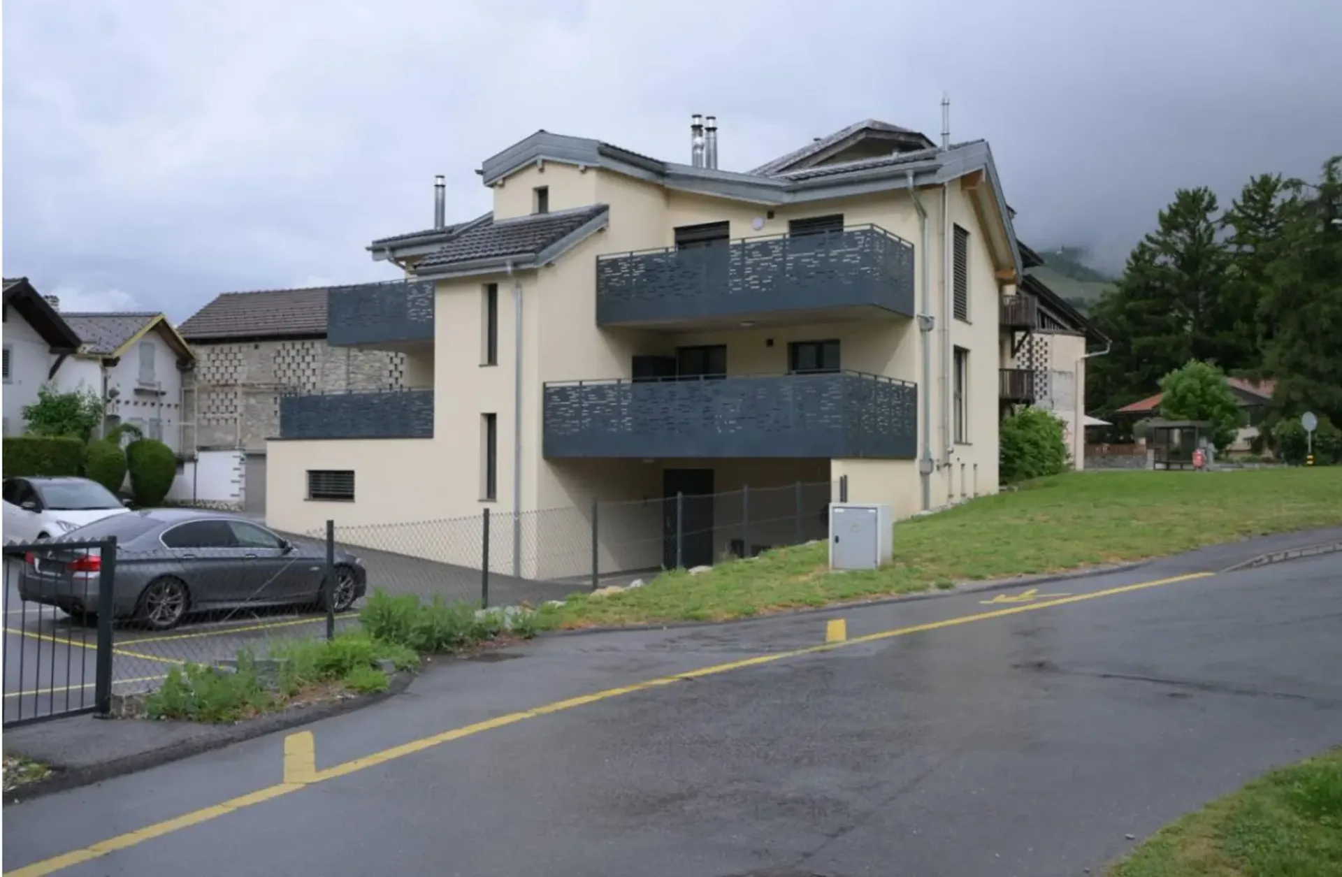 Wohnung mit 3 Zimmern & Parkplatz