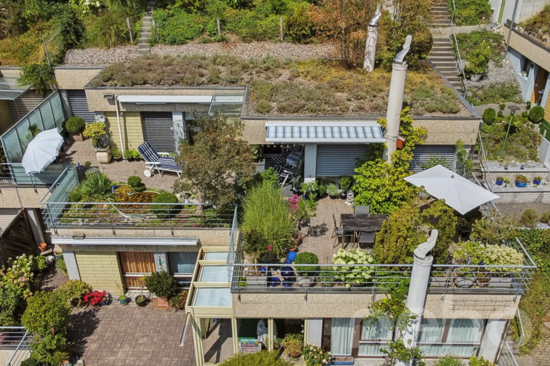 4.5 Zimmer Terrassenhaus mit Traumaussicht in Utzigen