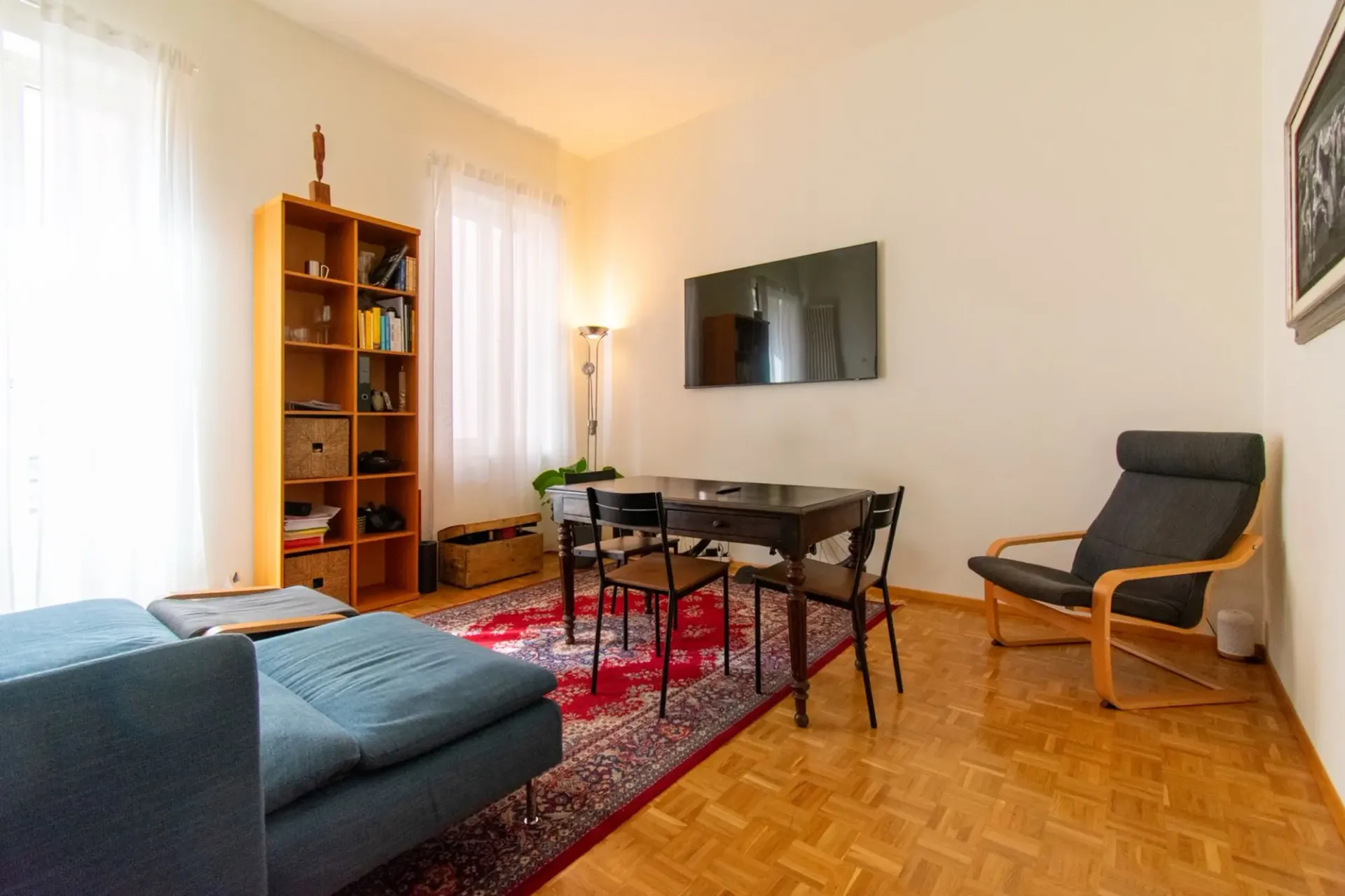 HELLES 2.5 ZIMMERWOHNUNG IN STADTZENTRUM