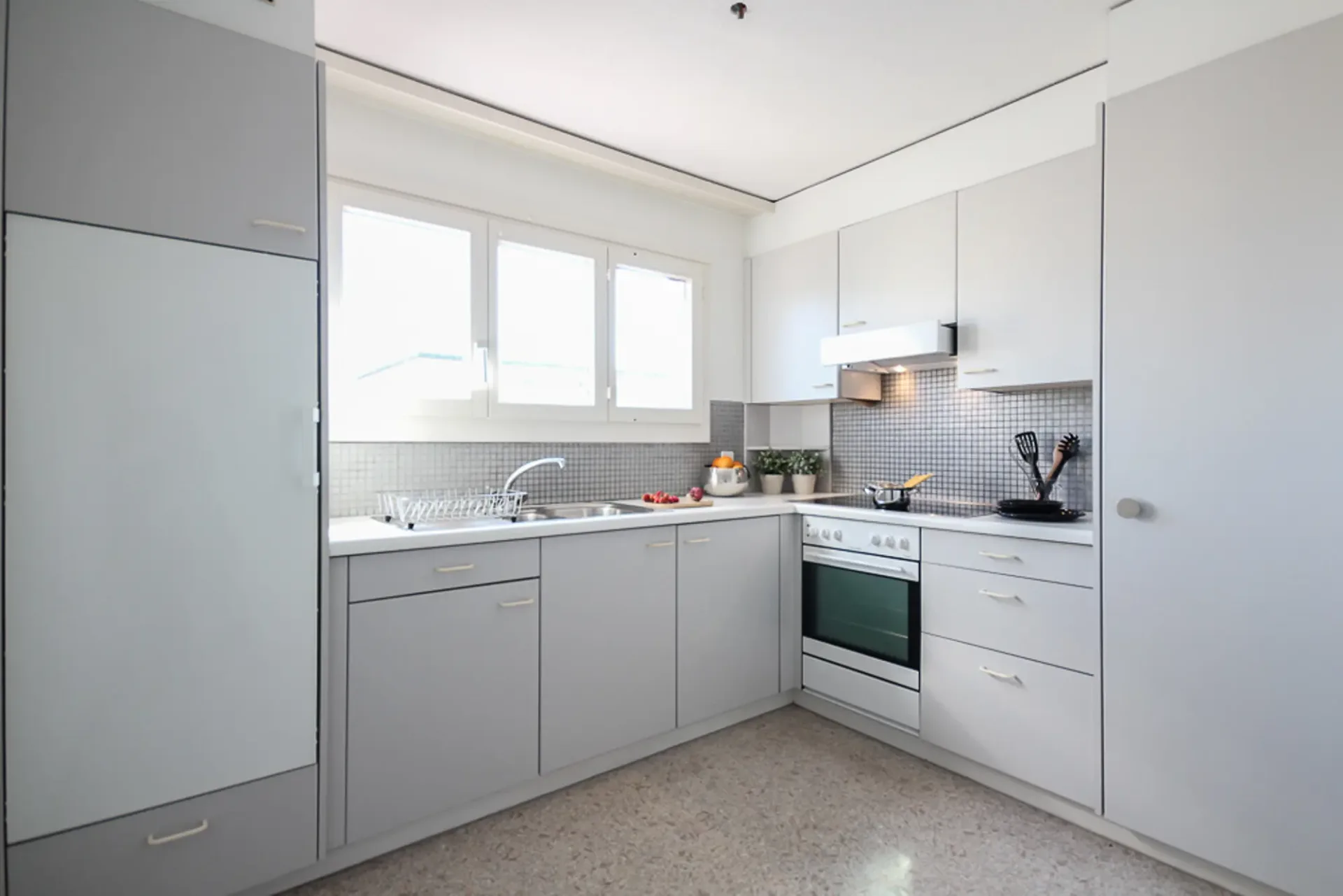 Ideally located between Olten and Aarau, close to public transport!