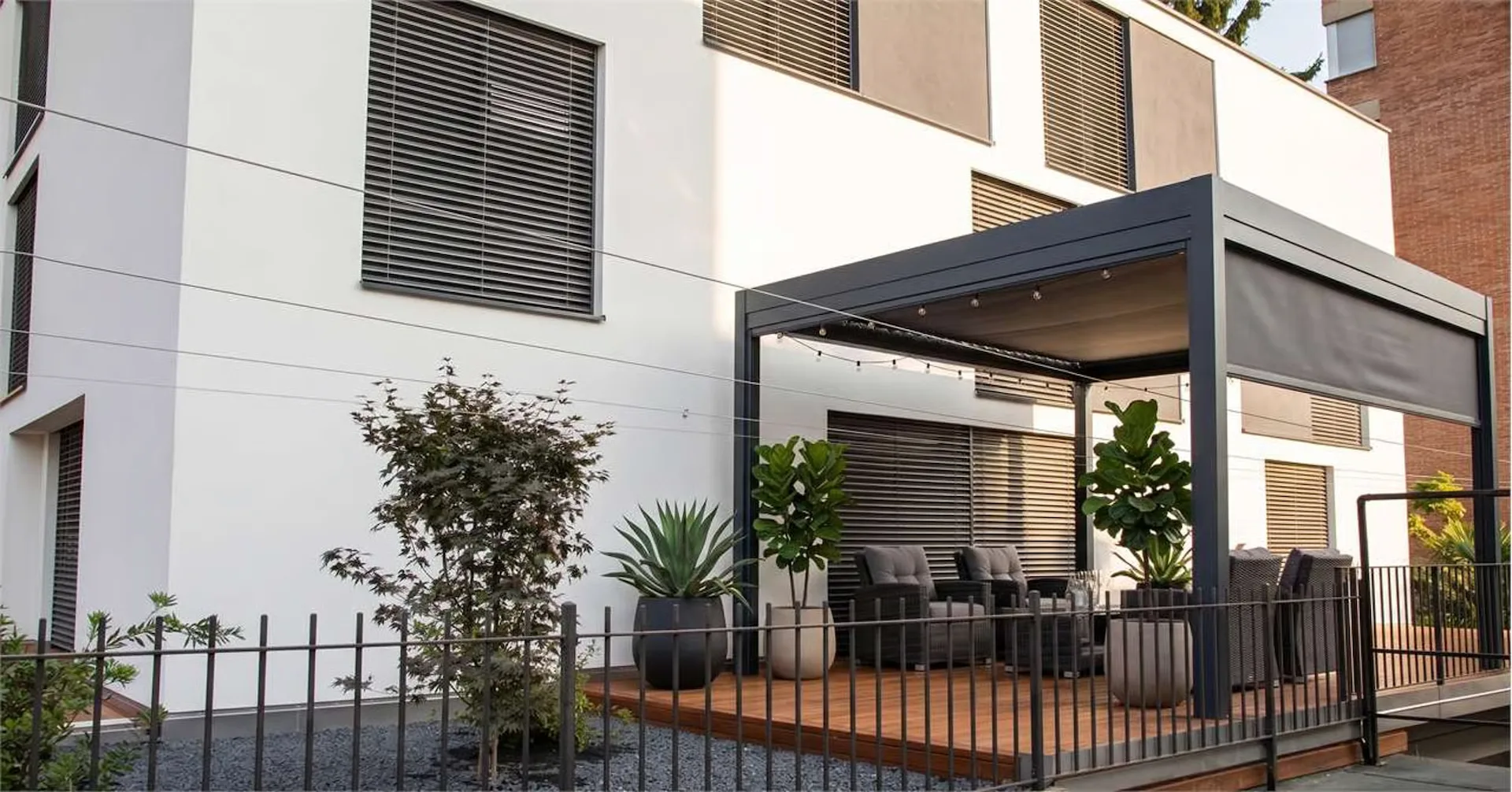 Lugano Zentrum - Elegante moderne Villa mit 8 Räumen