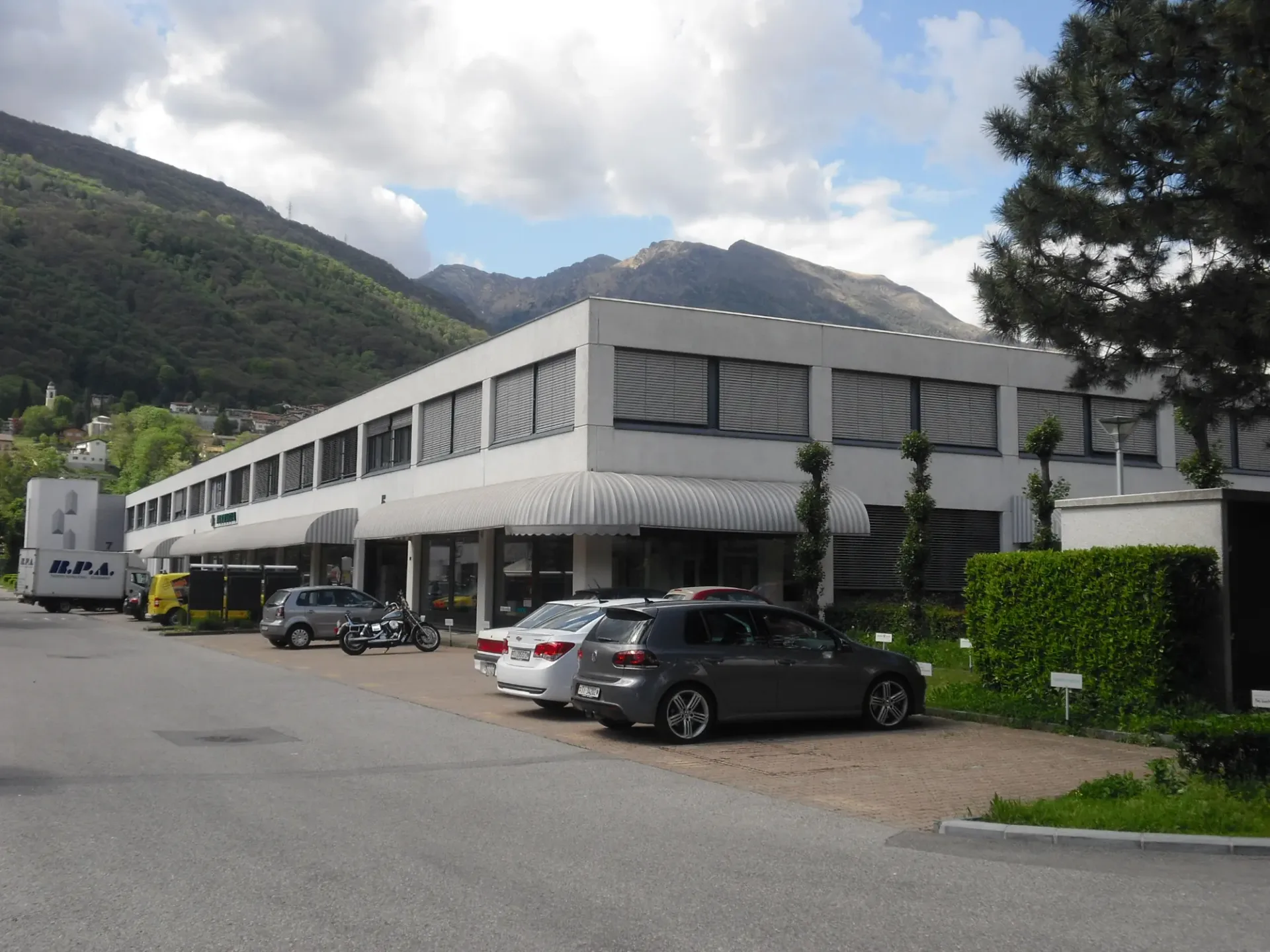 Verkaufsfläche in strategischer Lage - Centro Carvina A, Taverne
