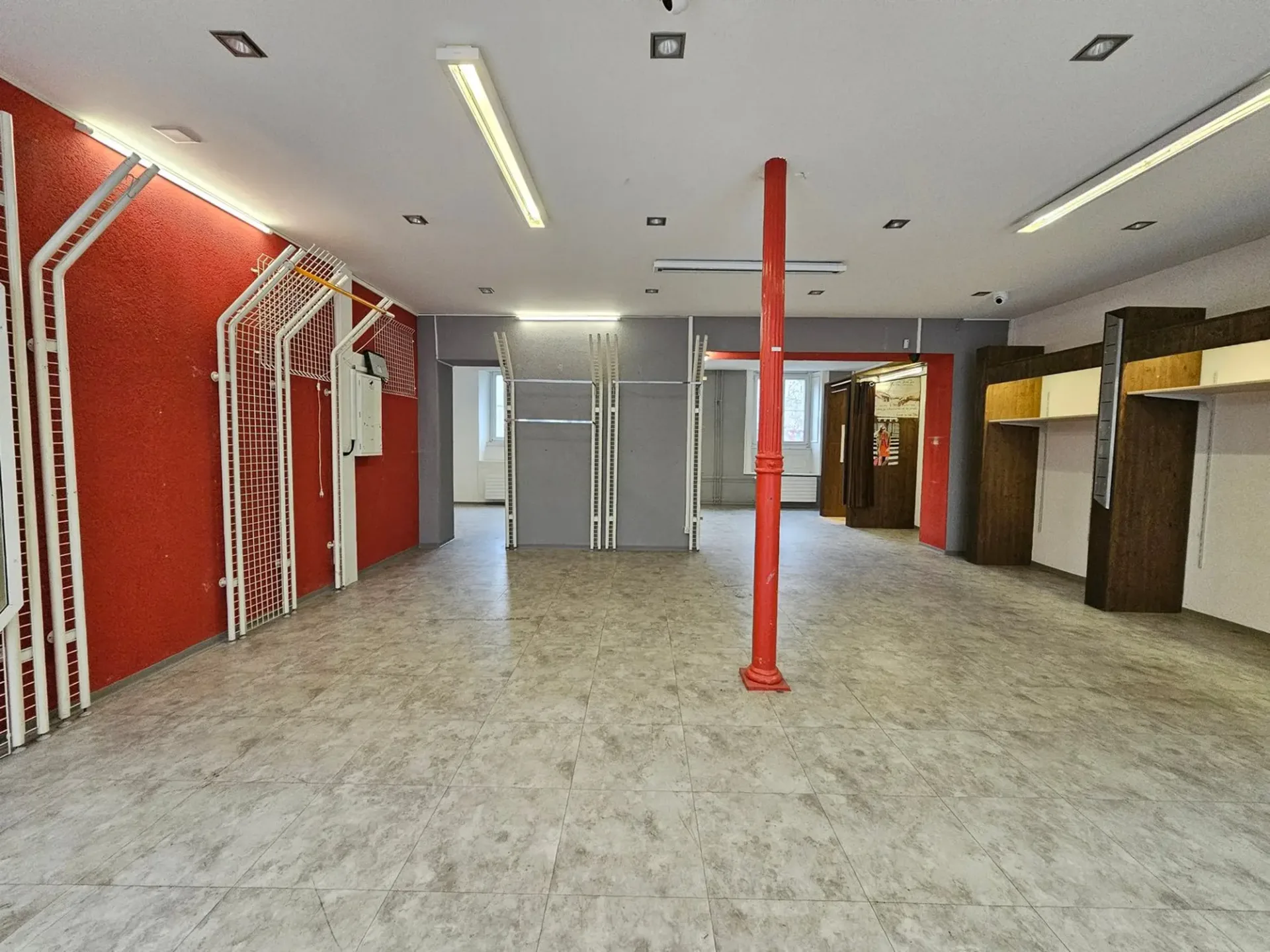 Zu vermieten - Gewerbefläche im Zentrum von Le Locle