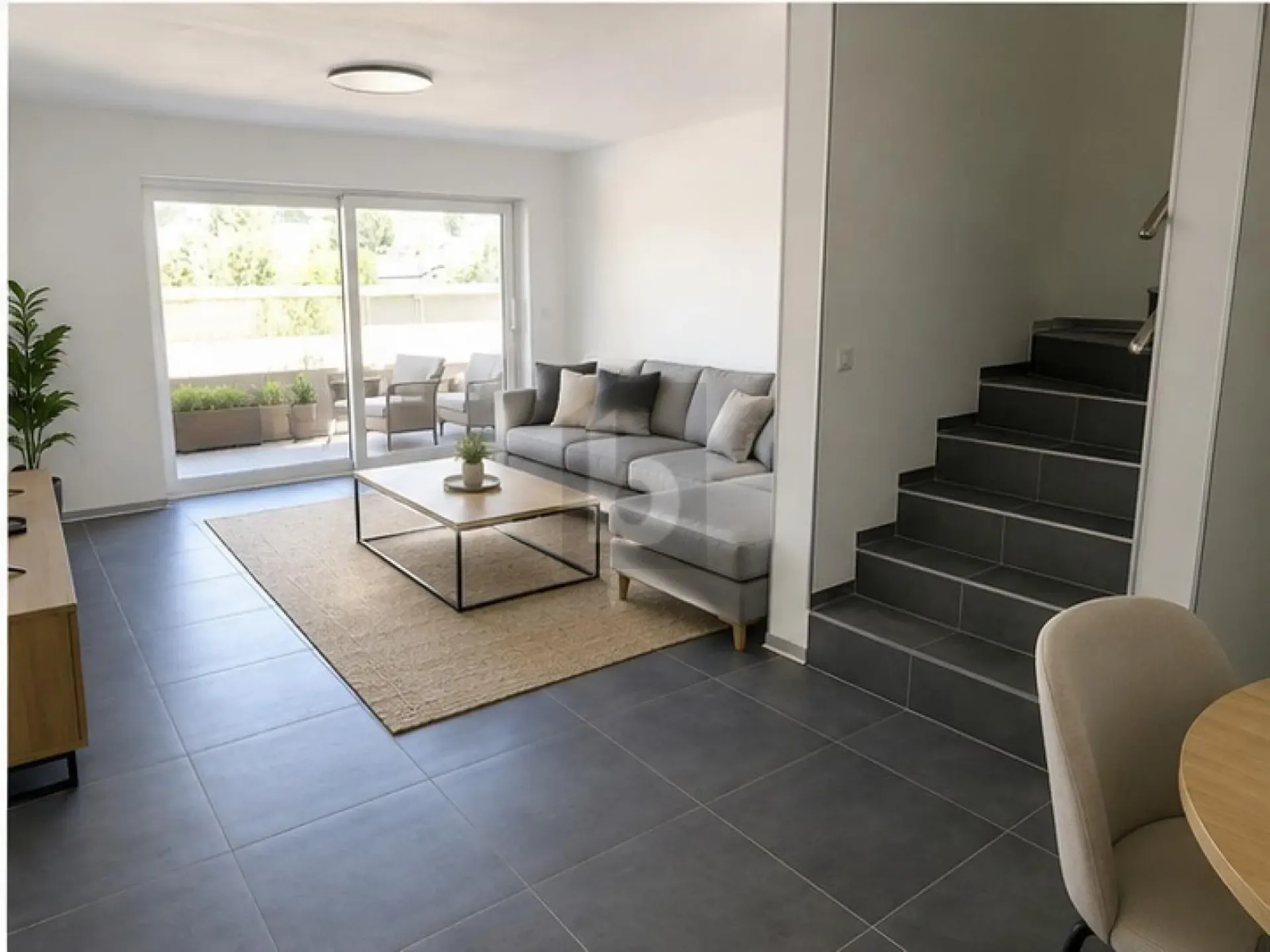 EXKLUSIV, HELL MIT BALKON