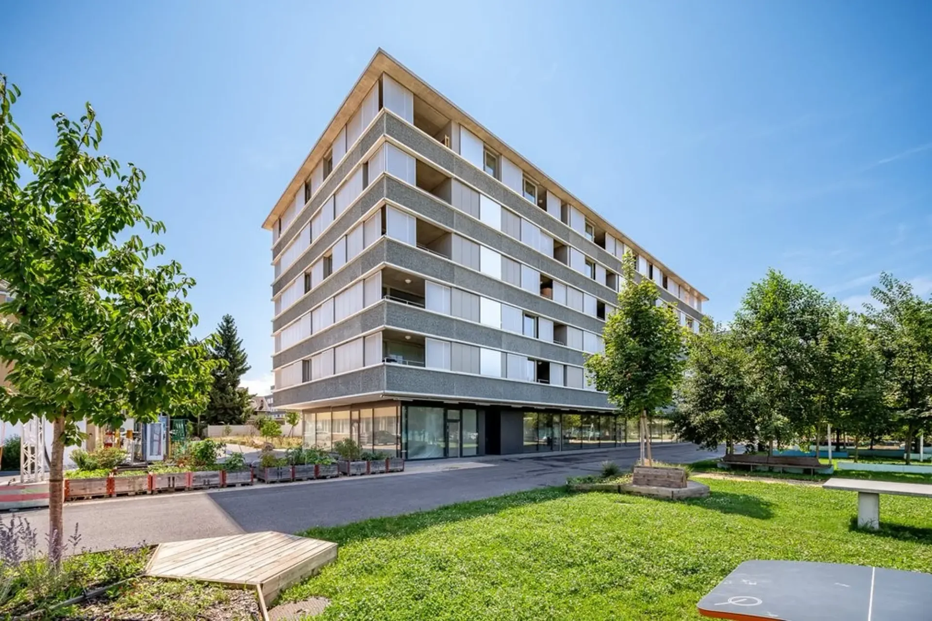 Suchen Sie eine Wohnung, in der es gut leben ist, mit Parkplatz?