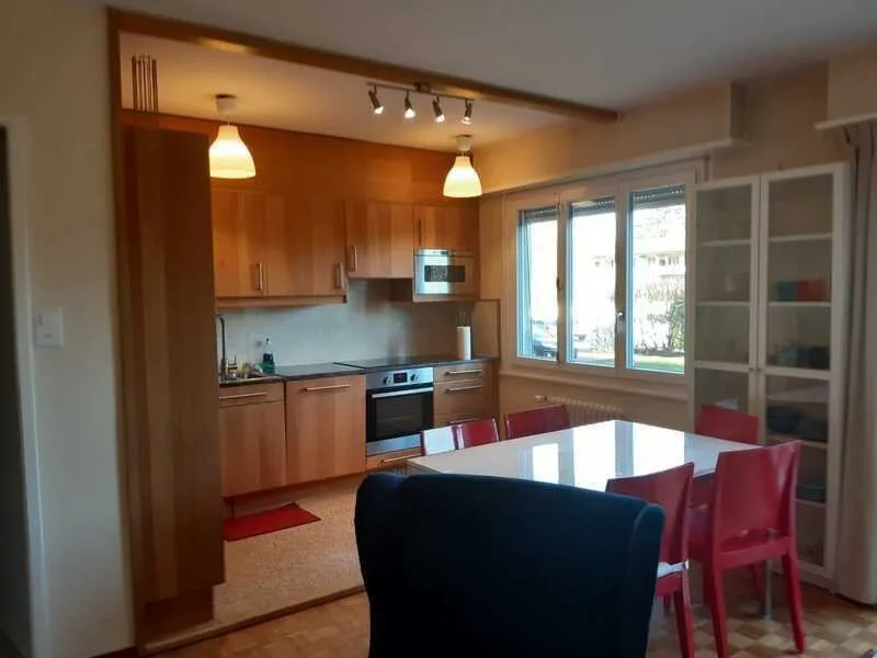 APPARTEMENT 2½ PIÈCES À VERSOIX (GE), MEUBLÉ