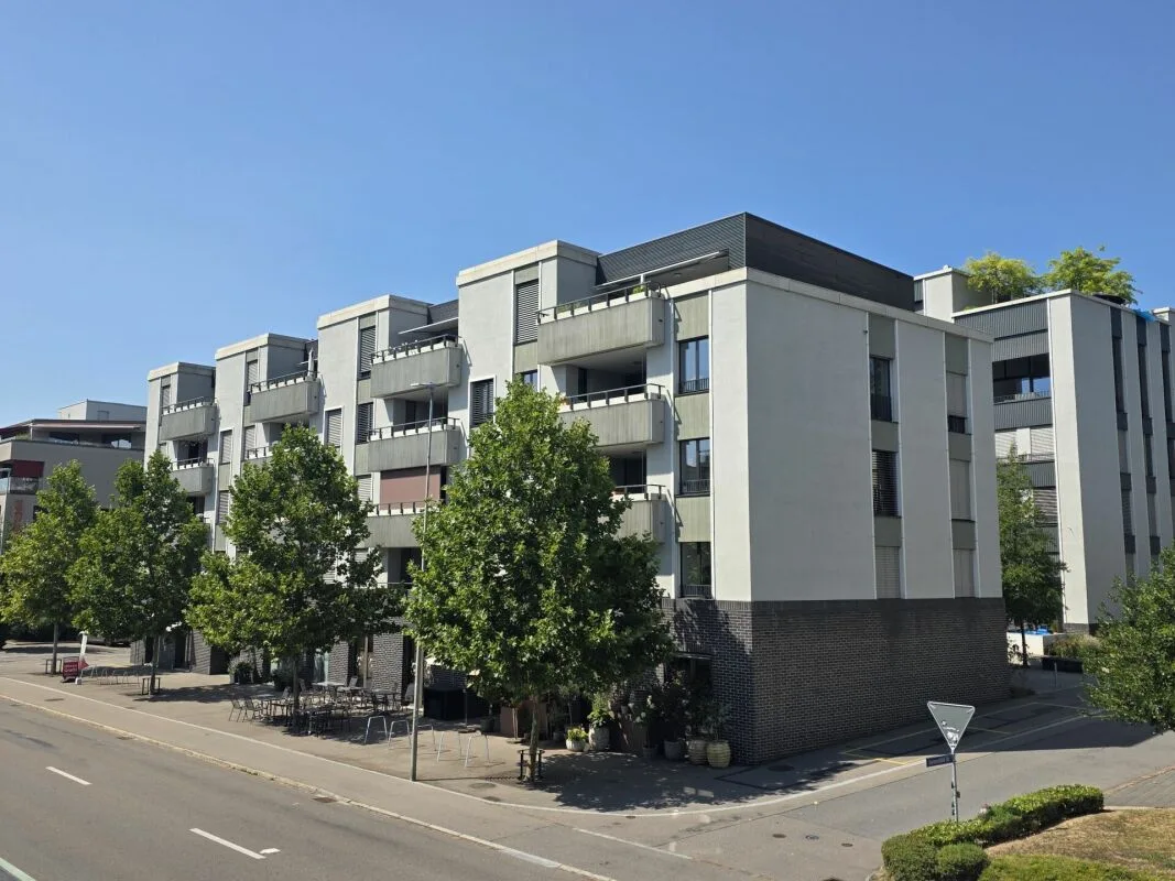 Gewerbefläche an zentraler Lage in Jona sucht Nachmieter