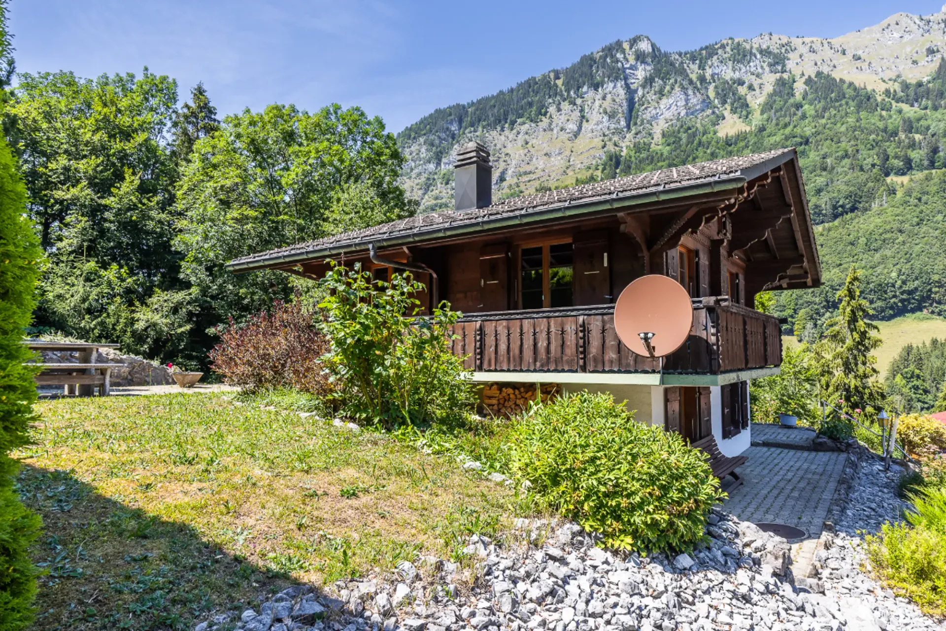 Leben im Einklang mit der Natur: 4½-Zimmer-Chalet in ruhiger Lage