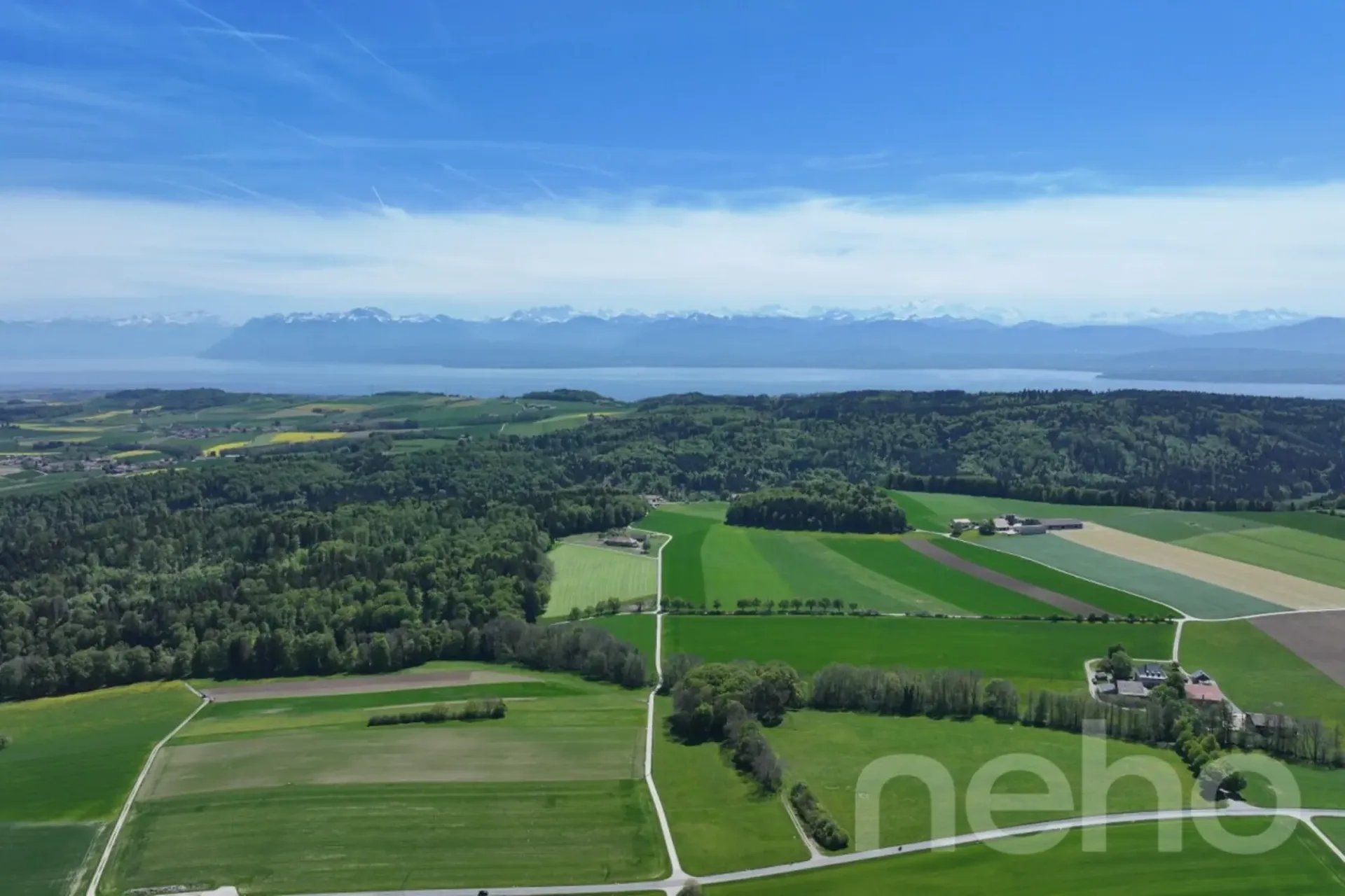 Villa HUF HAUS avec vue sur le Lac et les Alpes