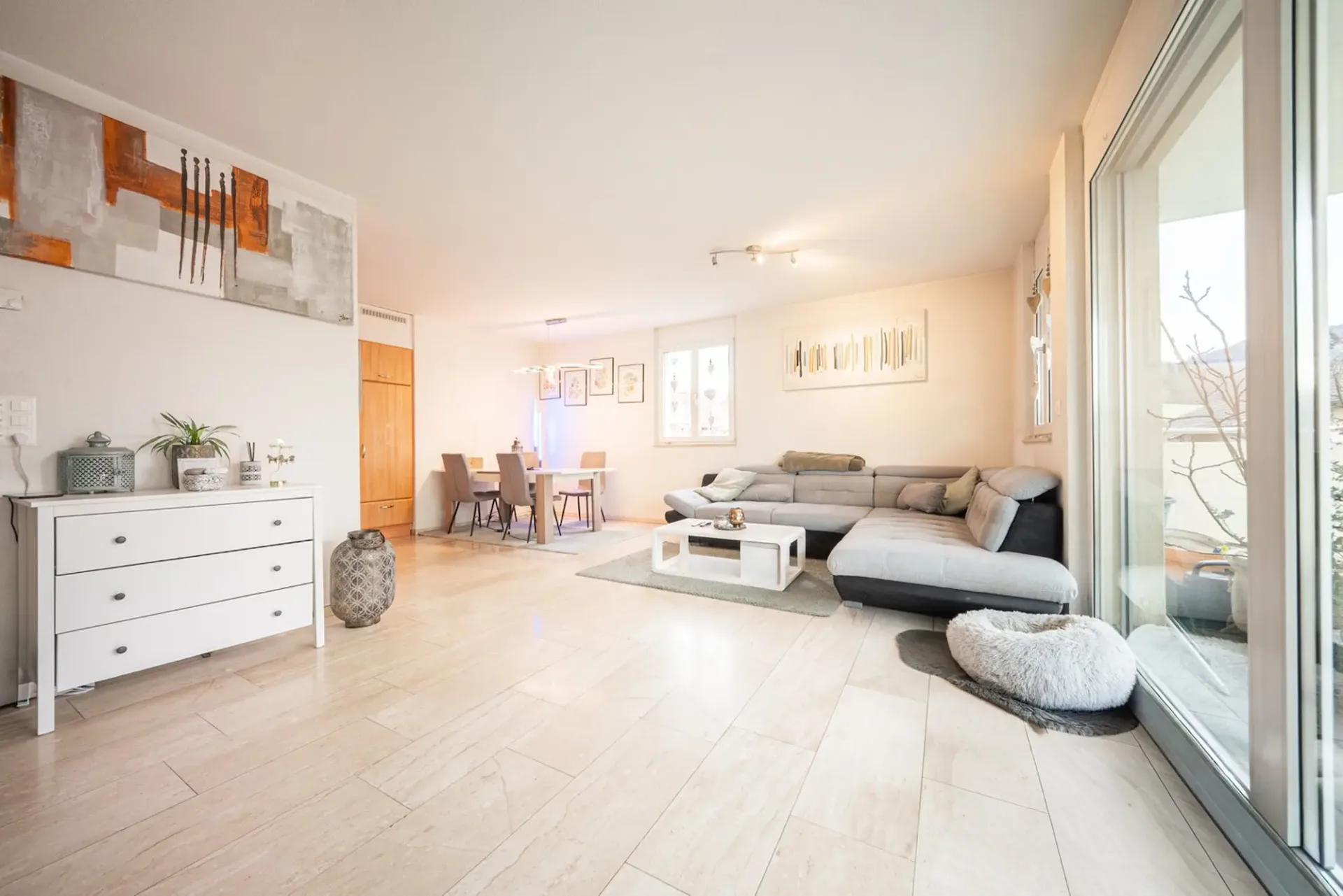 Erschwingliche 4.5-Zimmer-Wohnung inkl. Einstellhallenplatz