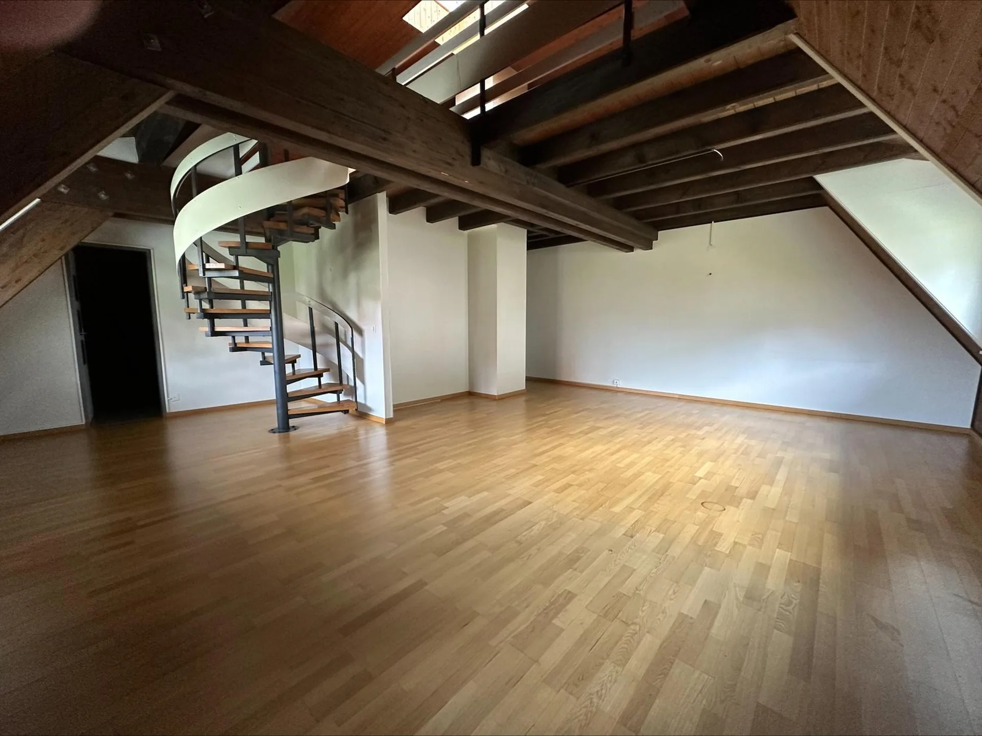 Charmantes 2,5-Zimmer-Wohnung in Neuchâtel