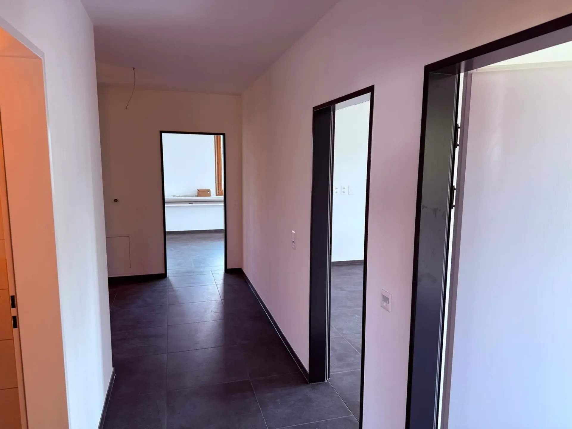 Modernes Büro (17m2) in Rafz zu vermieten, Raum Nr. 1.2