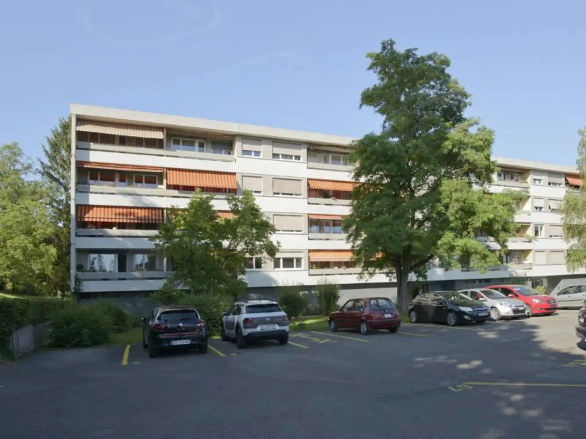 Parkplatz - Thônex