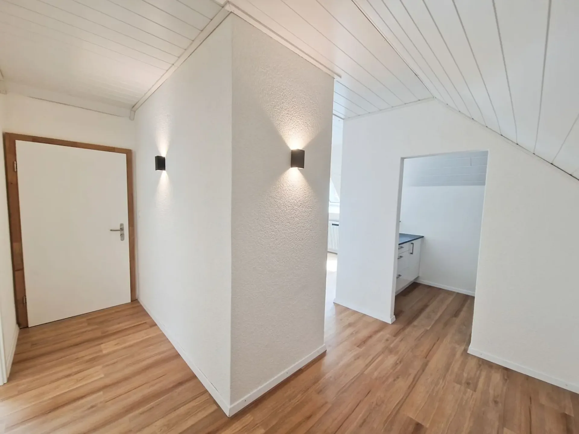 Charmantes Dachwohnung mit 2,5 Zimmern