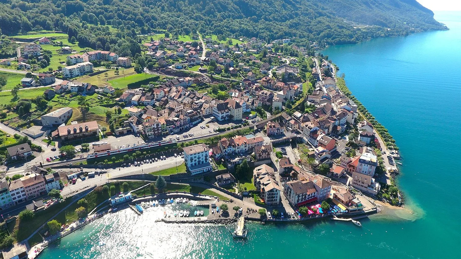 Appartement 3 pièces de 64 m² au dernier étage à Saint-Gingolph