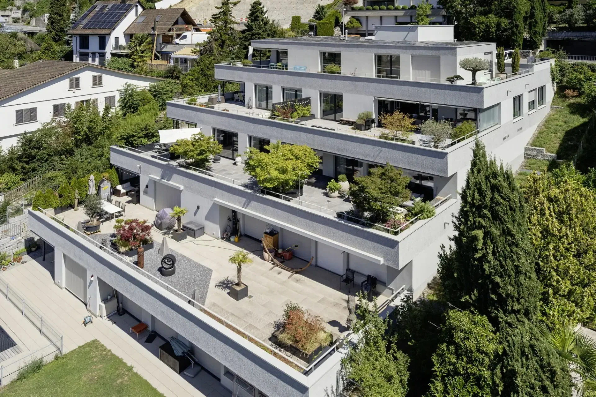 Terrassenwohnung mit Panoramablick bis in die Alpen
