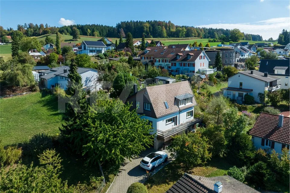 Ein Zuhause mit fantastischer Weitsicht und viel Potenzial