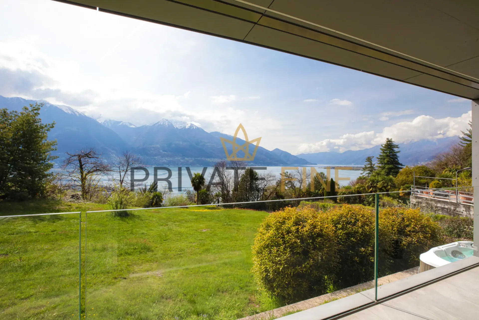 Modernes Design-Haus in Symbiose mit einem Tessiner Rustico (22)