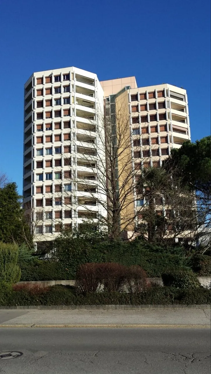 Affittasi  posteggio in autorimessa
