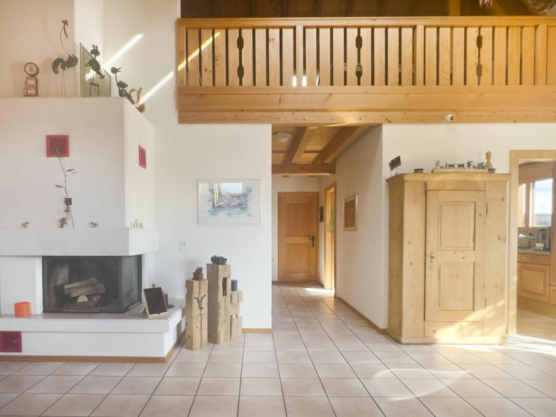 5.5-Zimmer-Galeriewohnung mit sonnigem Balkon und schöner Aussicht