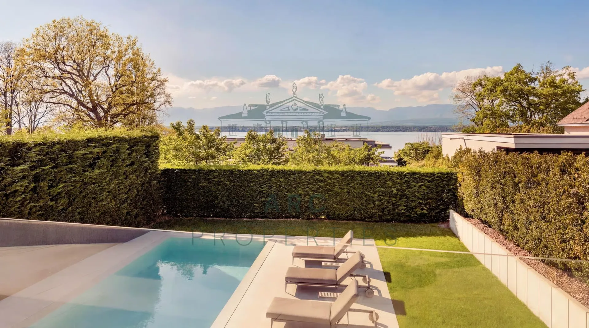 ANIÈRES - MODERNE VILLA MIT PRIVATEM ZUGANG ZUM SEE