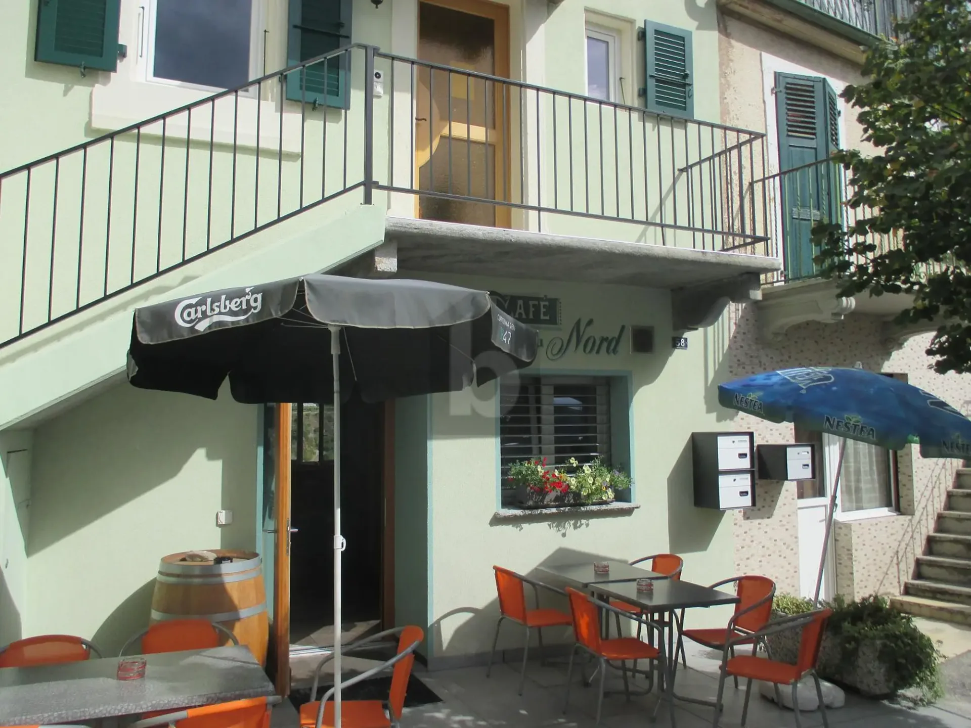 Willkommen und Charmant - Schöne Terrasse