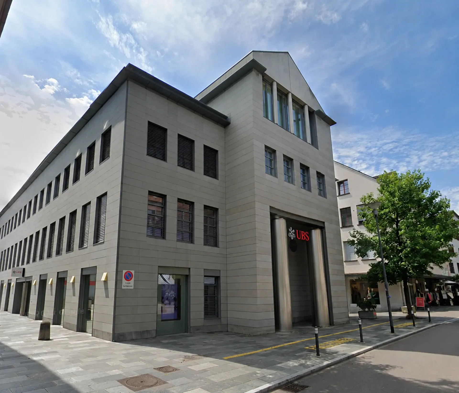 Attraktive Bürofläche mit Fitness-/Praxis-Ausbau in Rapperswil!