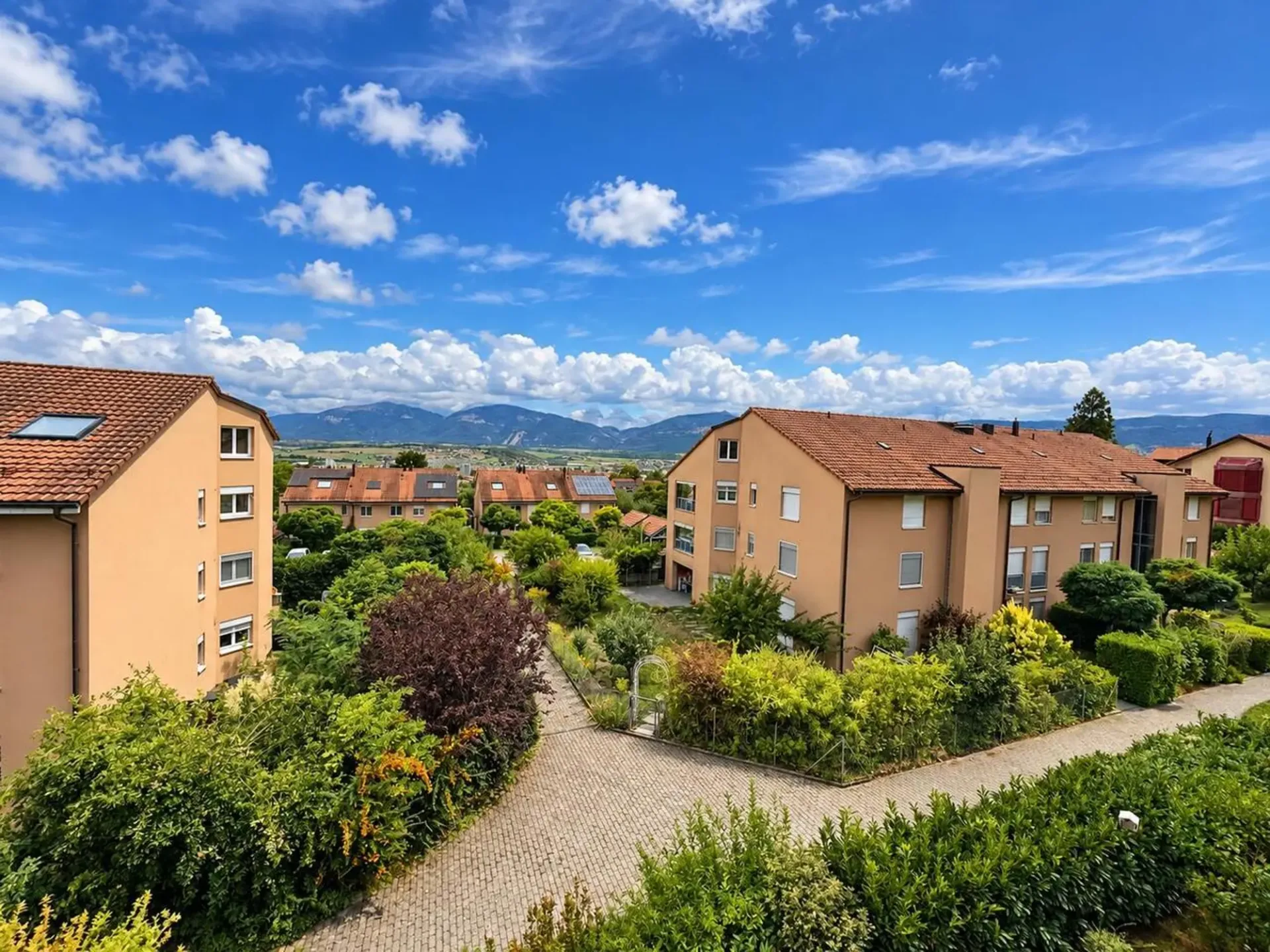 Geräumige 3,5-Zimmer-Wohnung mit großem Balkon-Terrasse