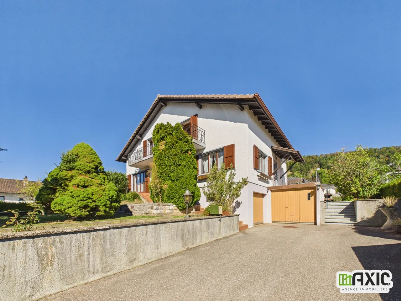 Grande maison familiale en pleine nature, terrain 1 750 m² - Movelier