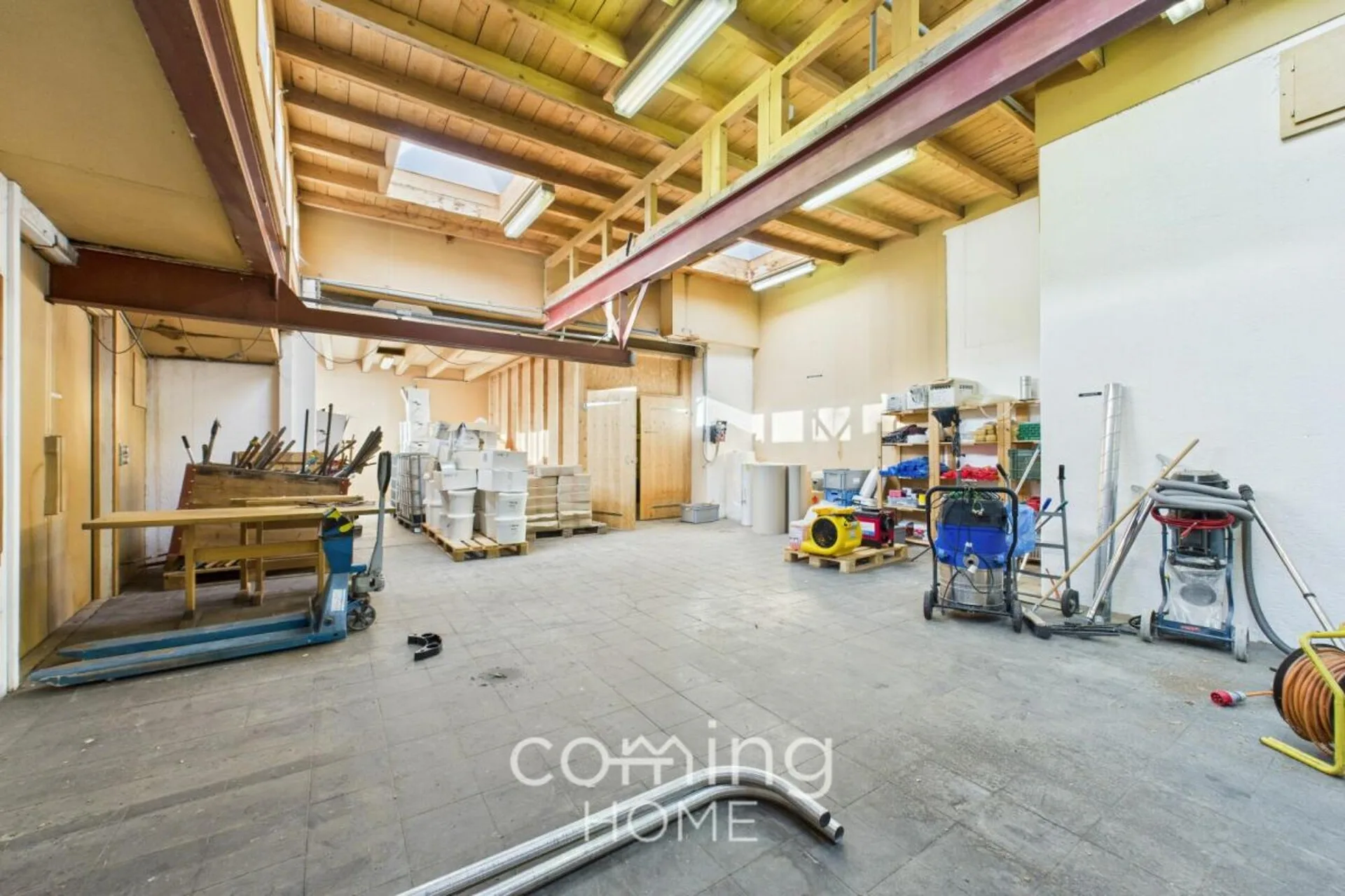 440 m² Nutzfläche in Turtmann - flexible Gewerbehalle mit Starkstrom und direkter Zufahrt