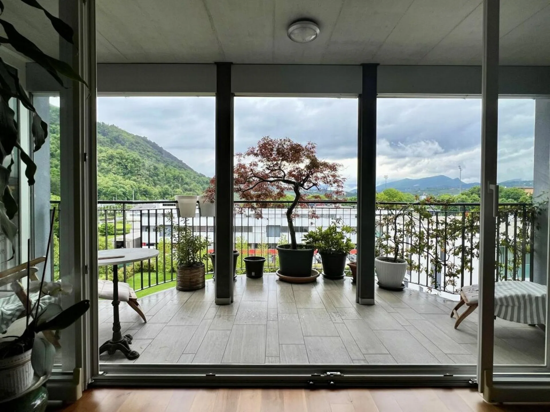 Geräumige und elegante 270 m² Wohnung im letzten Stock