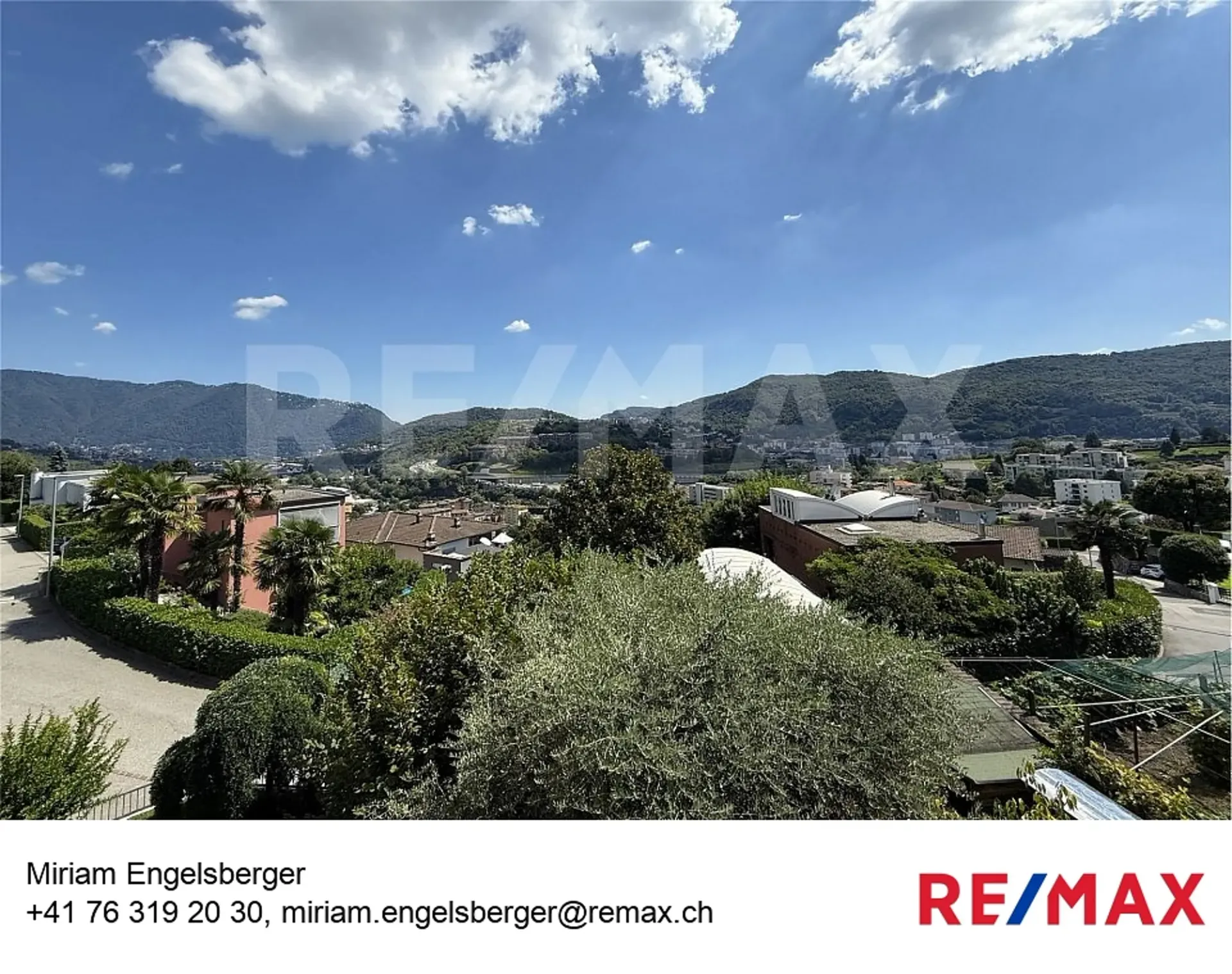 Ampia casa con vista e tanto carattere